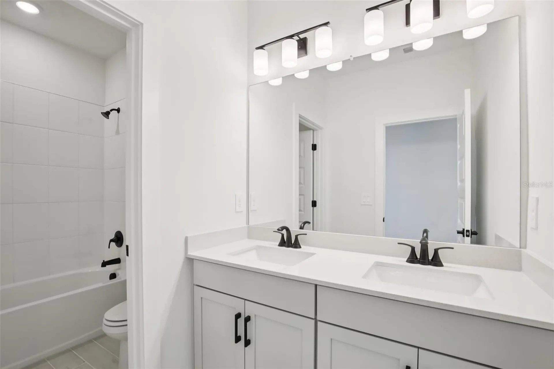 148 Shady Edge Loop Nokomis FL 34275