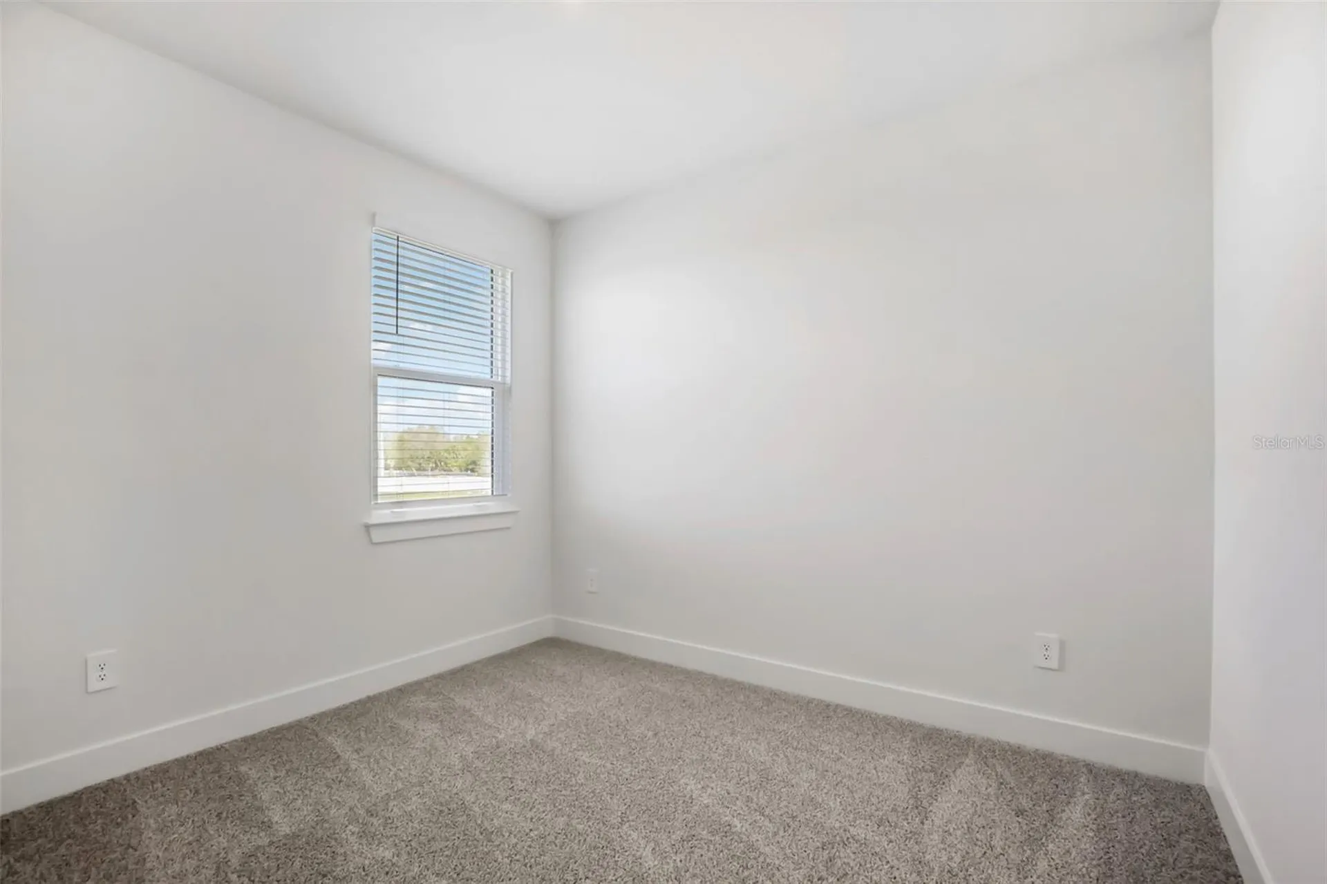 148 Shady Edge Loop Nokomis FL 34275