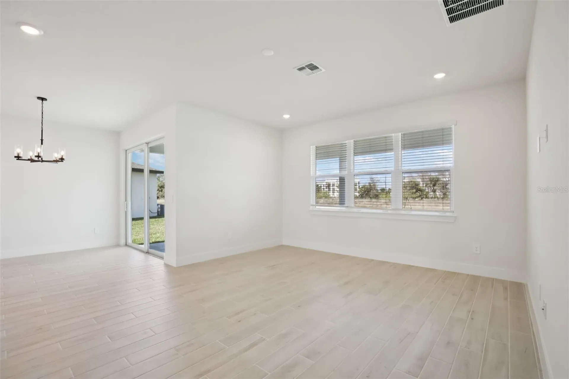 148 Shady Edge Loop Nokomis FL 34275