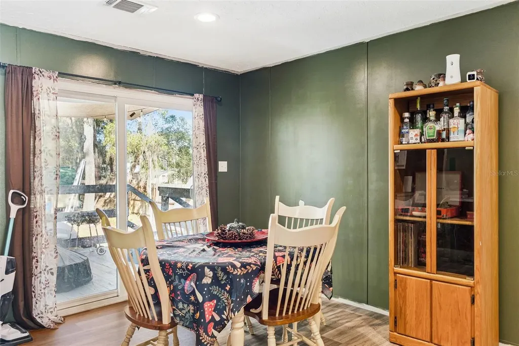 231 Tropic Avenue Satsuma FL 32189