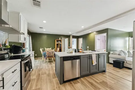 231 Tropic Avenue Satsuma FL 32189