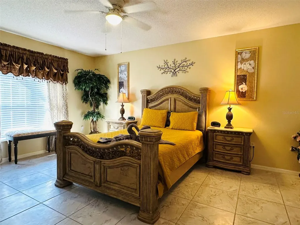 1049 Lake Berkley Drive Kissimmee FL 34746