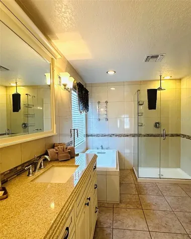 1049 Lake Berkley Drive Kissimmee FL 34746