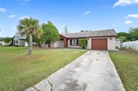 128 Hollyhock Court Kissimmee FL 34743