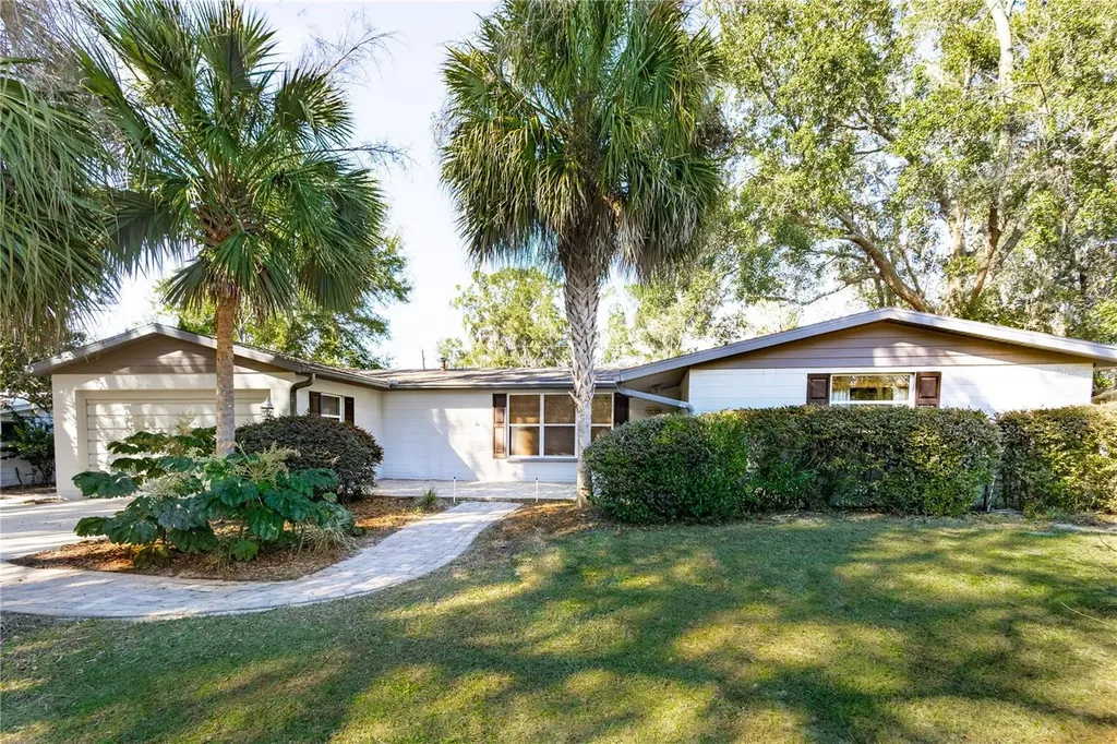 630 E Country Club Drive Williston FL 32696