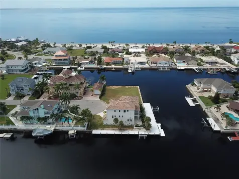 5415 Captains Court New Port Richey FL 34652