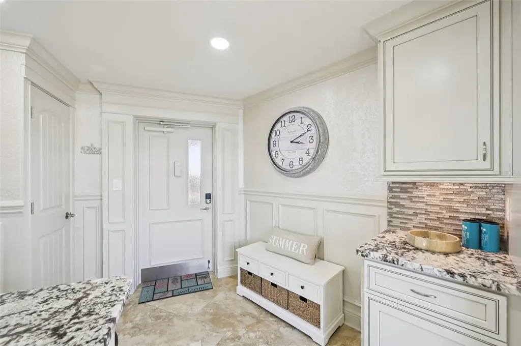 5770 Midnight Pass Road Sarasota FL 34242