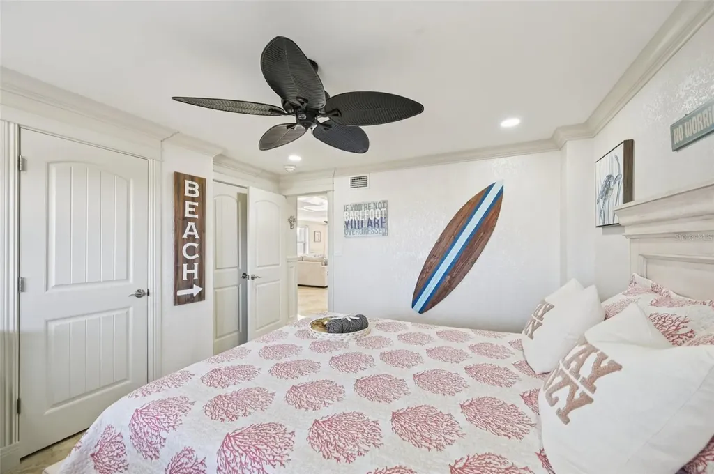 5770 Midnight Pass Road Sarasota FL 34242