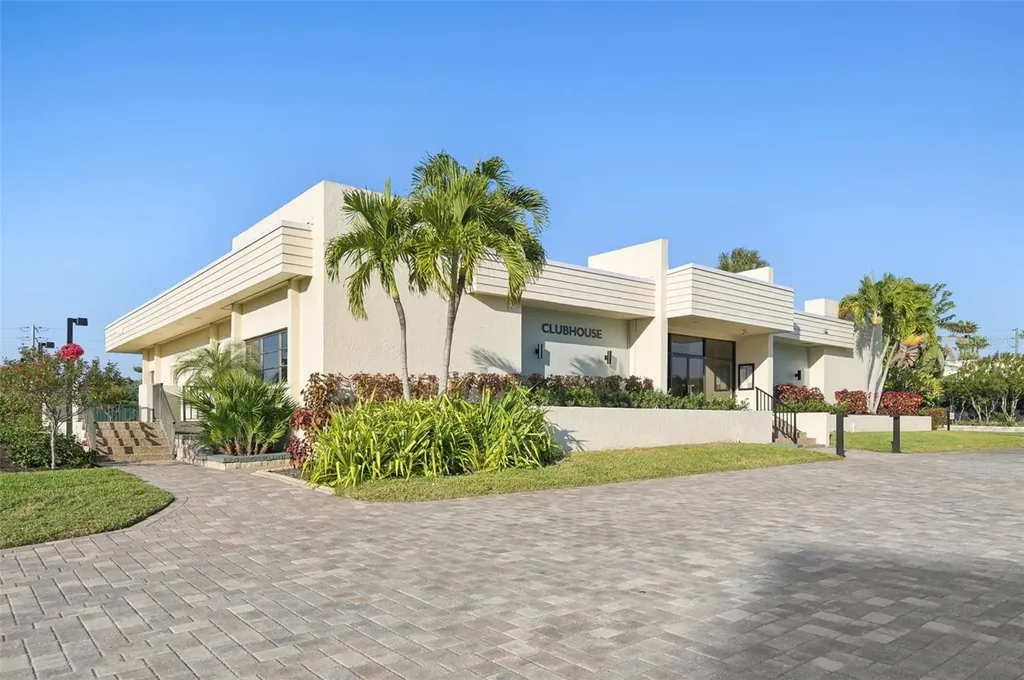 5770 Midnight Pass Road Sarasota FL 34242