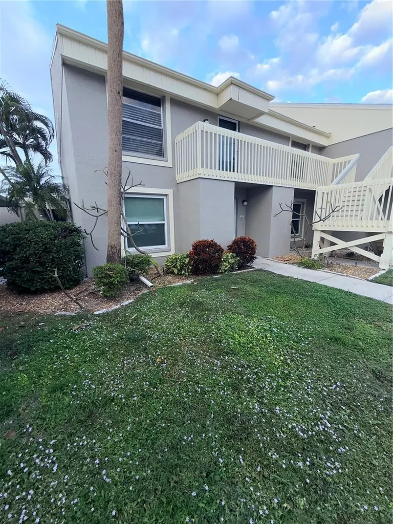5920 7th Avenue W Bradenton FL 34209