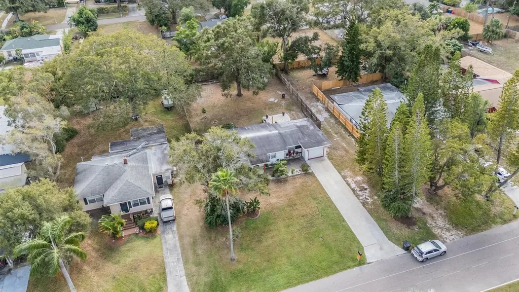 1373 Pinebrook Drive Clearwater FL 33755