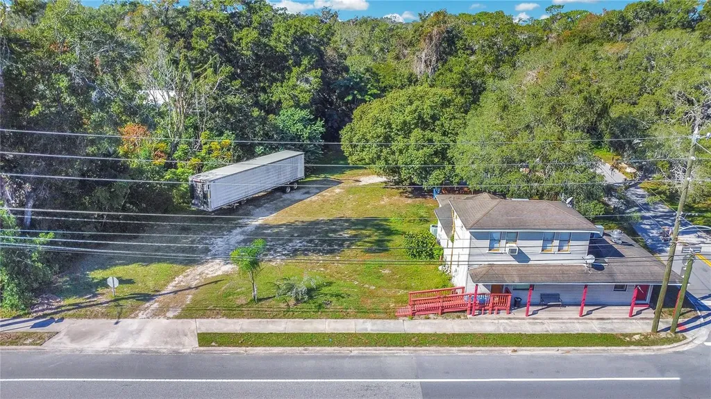 4930 Us Highway 17 De Leon Springs FL 32130