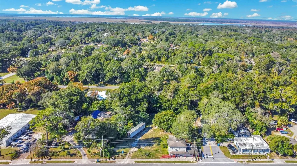 4930 Us Highway 17 De Leon Springs FL 32130