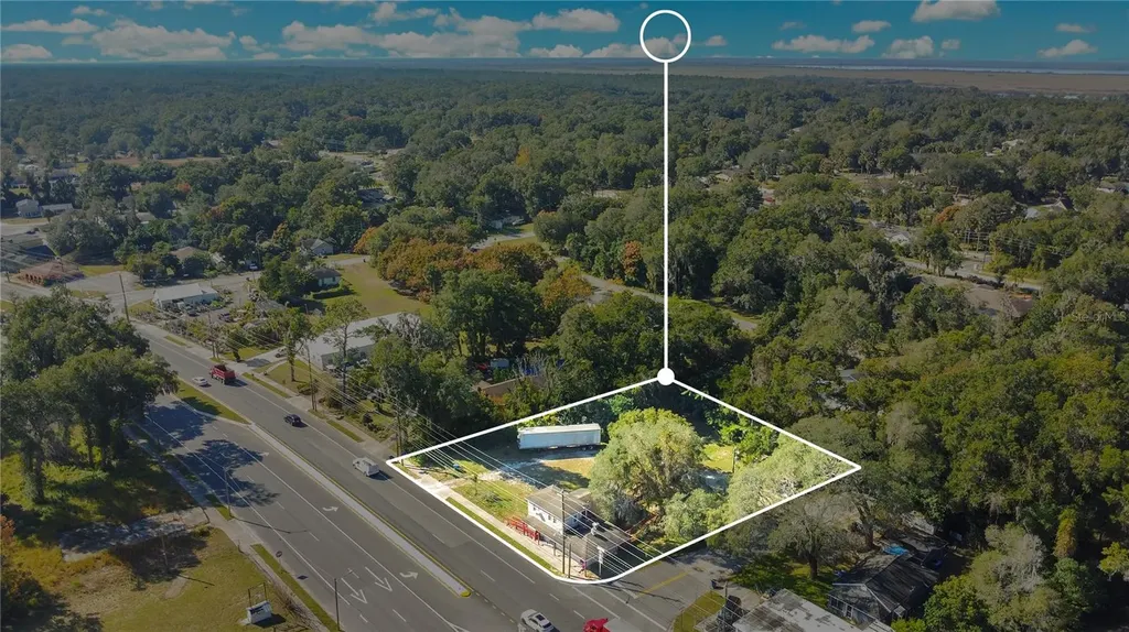 4930 Us Highway 17 De Leon Springs FL 32130