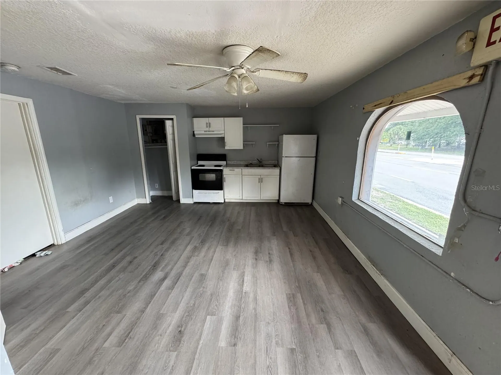 4930 Us Highway 17 De Leon Springs FL 32130