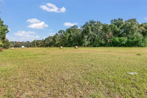 1801 W Highway 329 Citra FL 32113