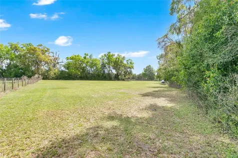 1801 W Highway 329 Citra FL 32113