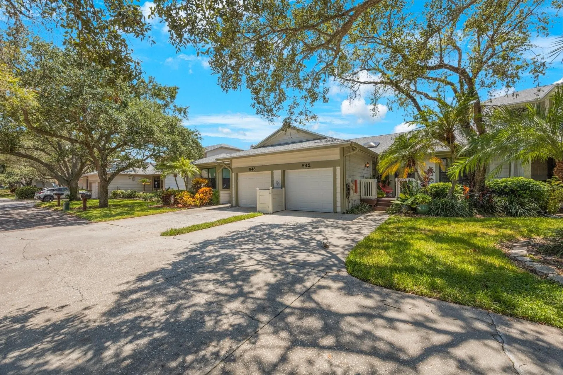 842 Amelia Court NE St Petersburg FL 33702