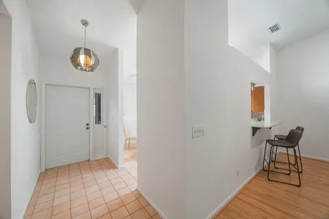 842 Amelia Court NE St Petersburg FL 33702