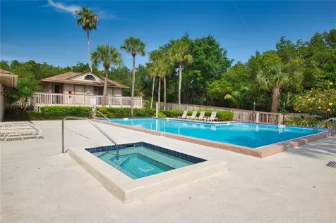 842 Amelia Court NE St Petersburg FL 33702