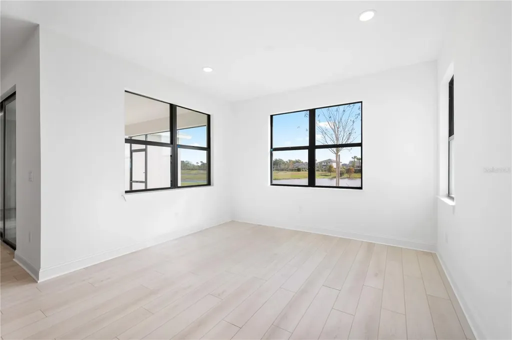 5770 Freestone Circle Apollo Beach FL 33572