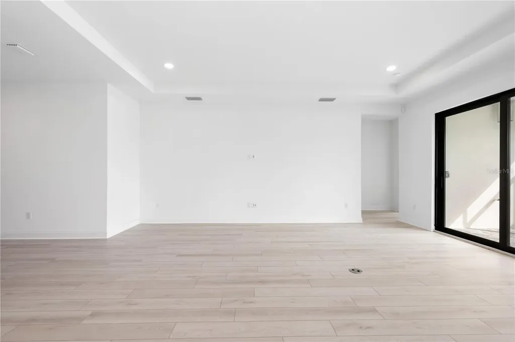 5770 Freestone Circle Apollo Beach FL 33572