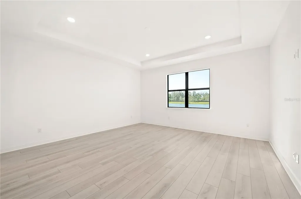 5770 Freestone Circle Apollo Beach FL 33572