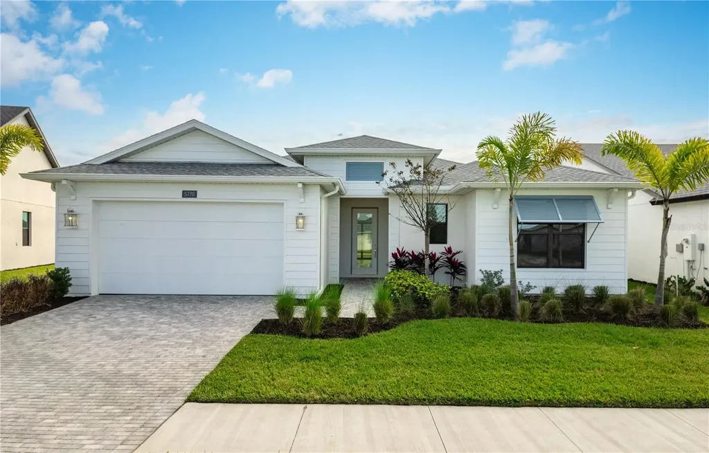 5770 Freestone Circle Apollo Beach FL 33572