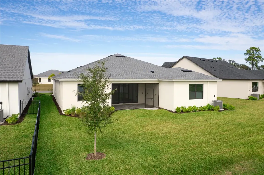 5770 Freestone Circle Apollo Beach FL 33572