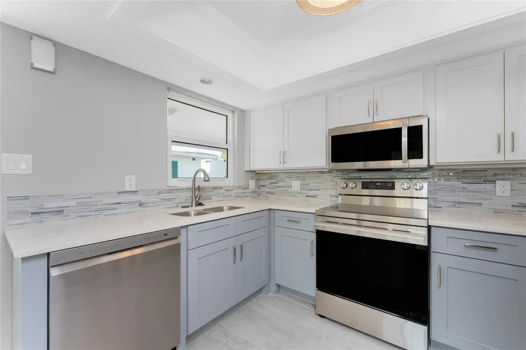 1977 Beach Road Englewood FL 34223