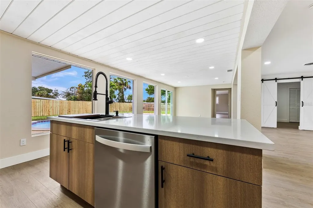 1822 Banyan Tree Drive Edgewater FL 32132