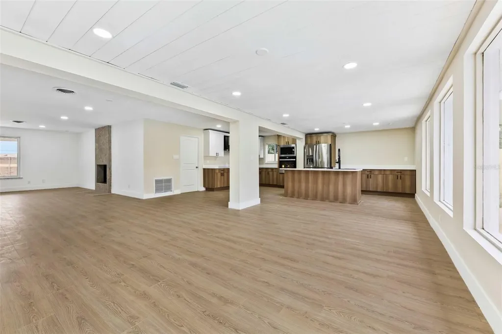 1822 Banyan Tree Drive Edgewater FL 32132