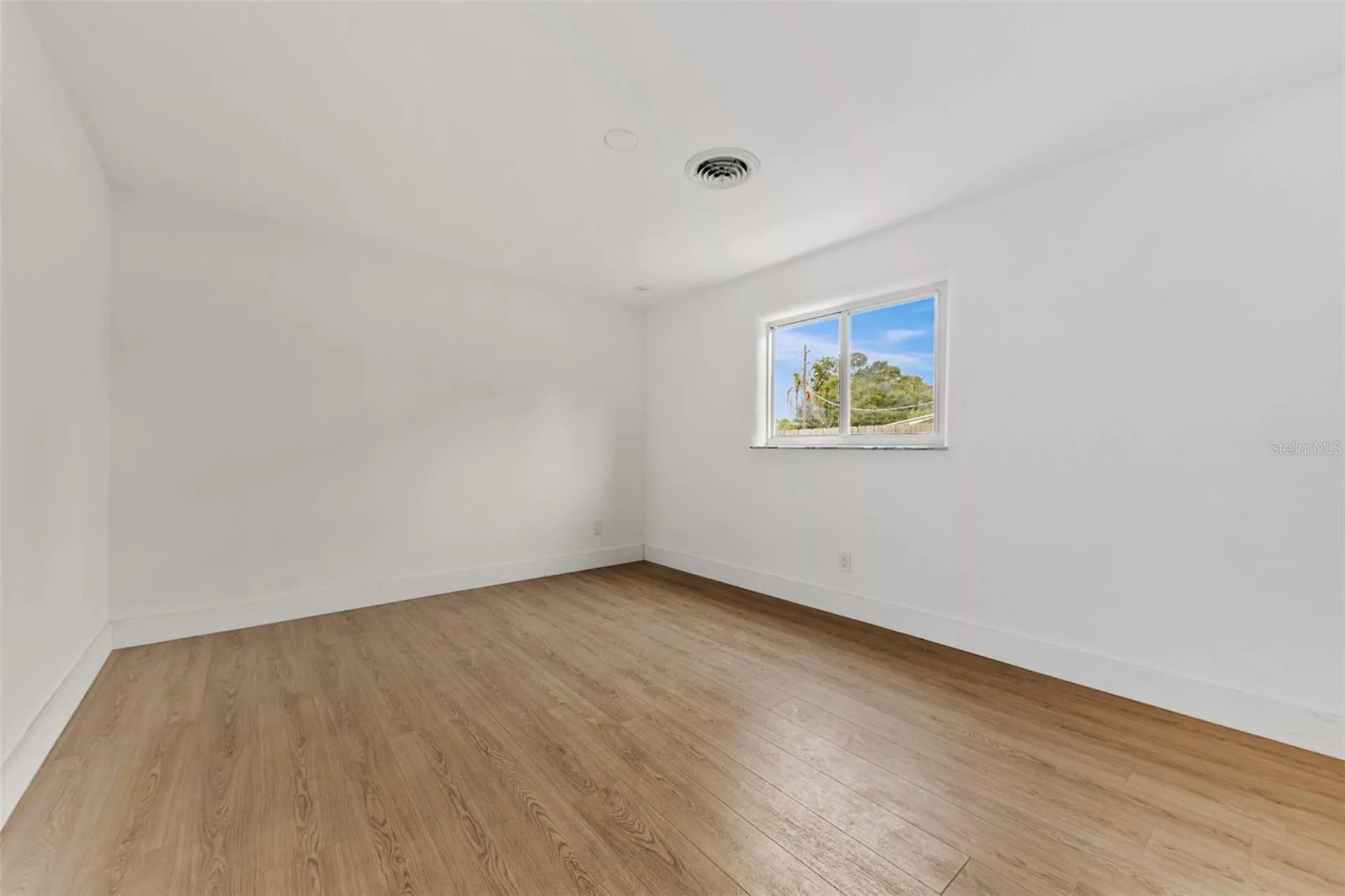 1822 Banyan Tree Drive Edgewater FL 32132