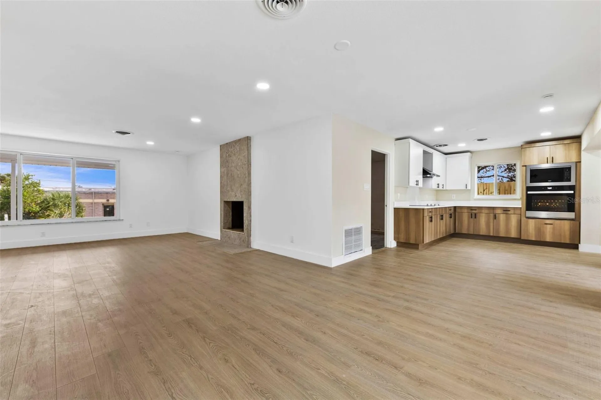 1822 Banyan Tree Drive Edgewater FL 32132