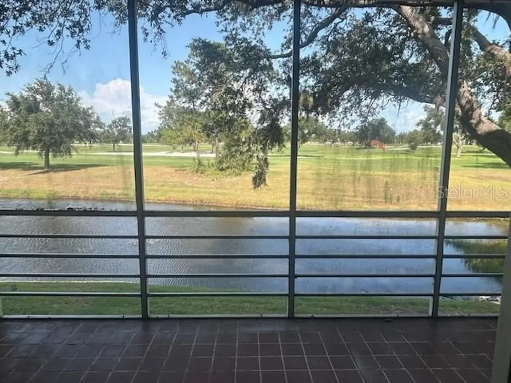 7461 W Country Club Drive N Sarasota FL 34243