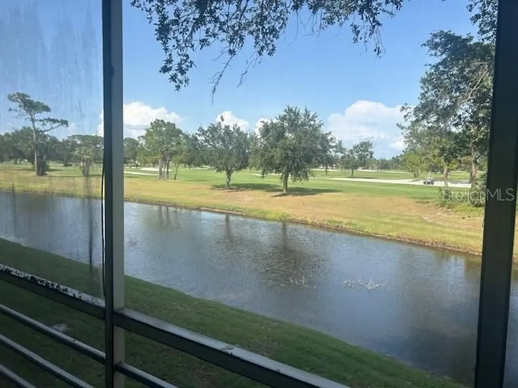 7461 W Country Club Drive N Sarasota FL 34243