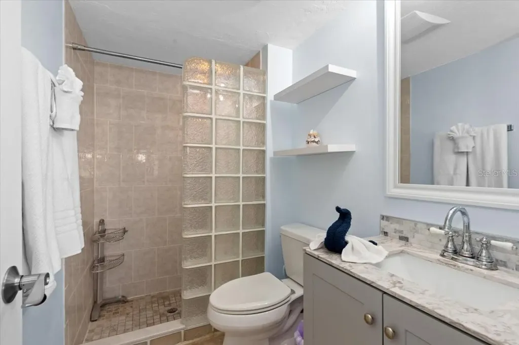 110 Vista Hermosa Circle Sarasota FL 34242