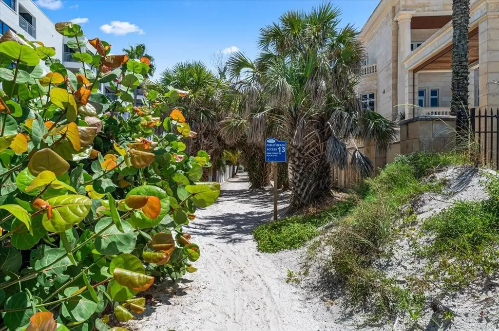 110 Vista Hermosa Circle Sarasota FL 34242