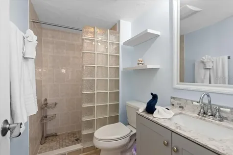 110 Vista Hermosa Circle Sarasota FL 34242