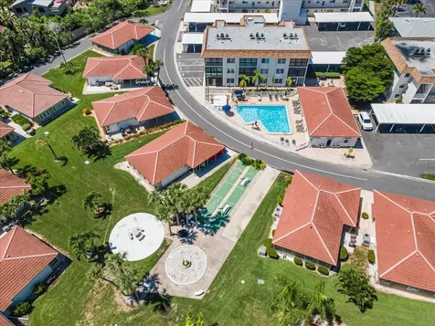 110 Vista Hermosa Circle Sarasota FL 34242