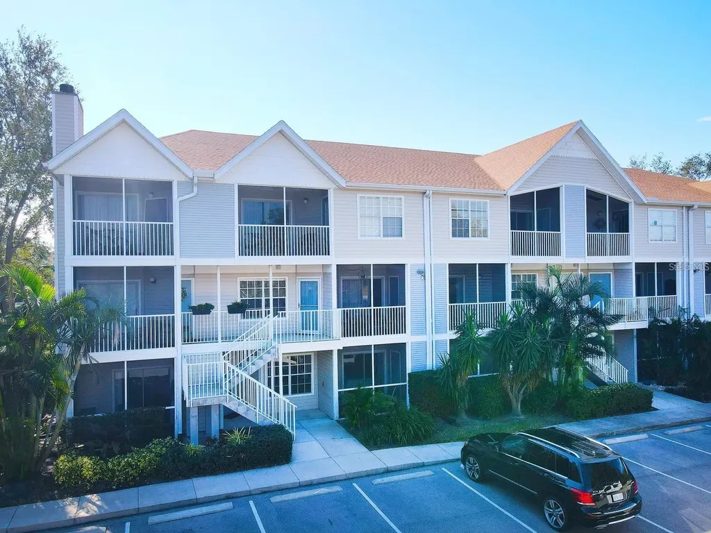 850 S Tamiami Trail Sarasota FL 34236