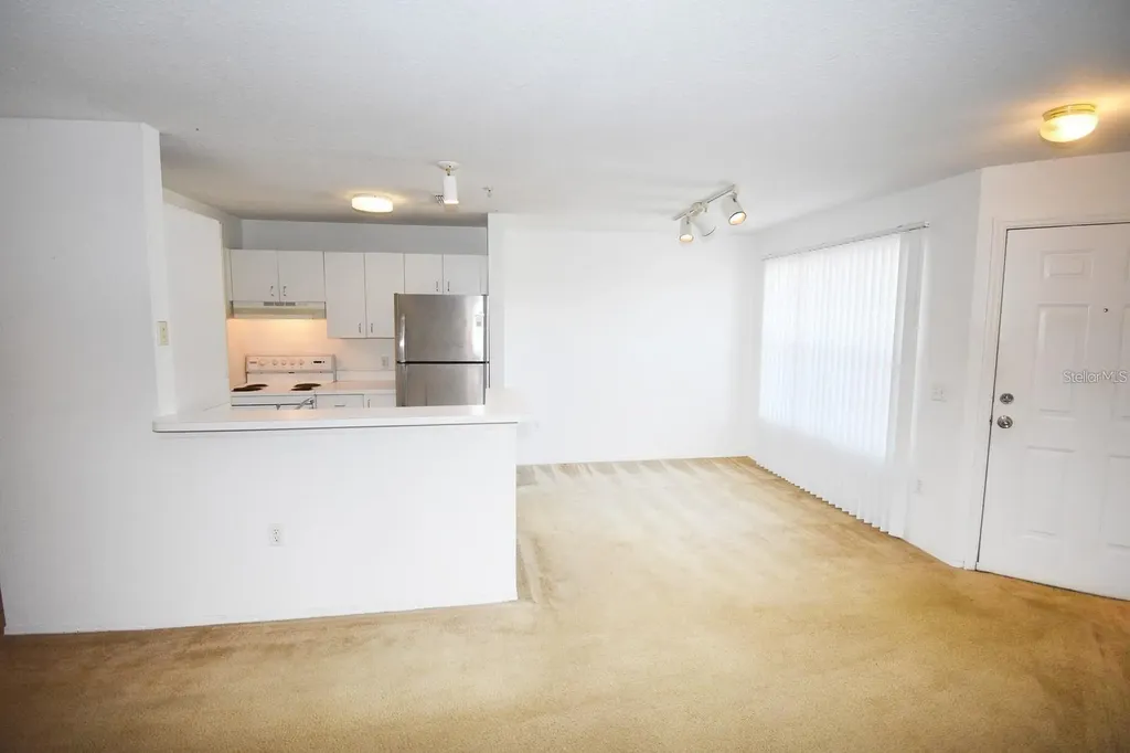 850 S Tamiami Trail Sarasota FL 34236