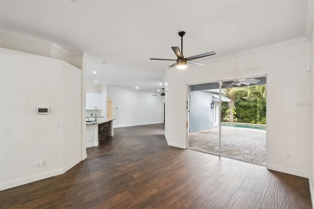 833 Rock Creek Street Apopka FL 32712