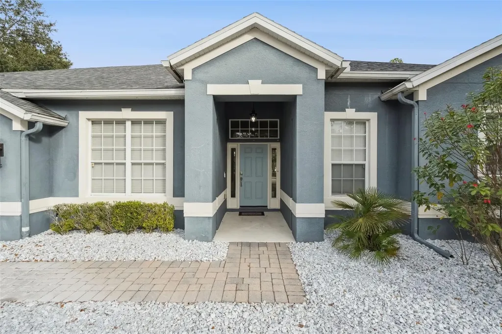 833 Rock Creek Street Apopka FL 32712