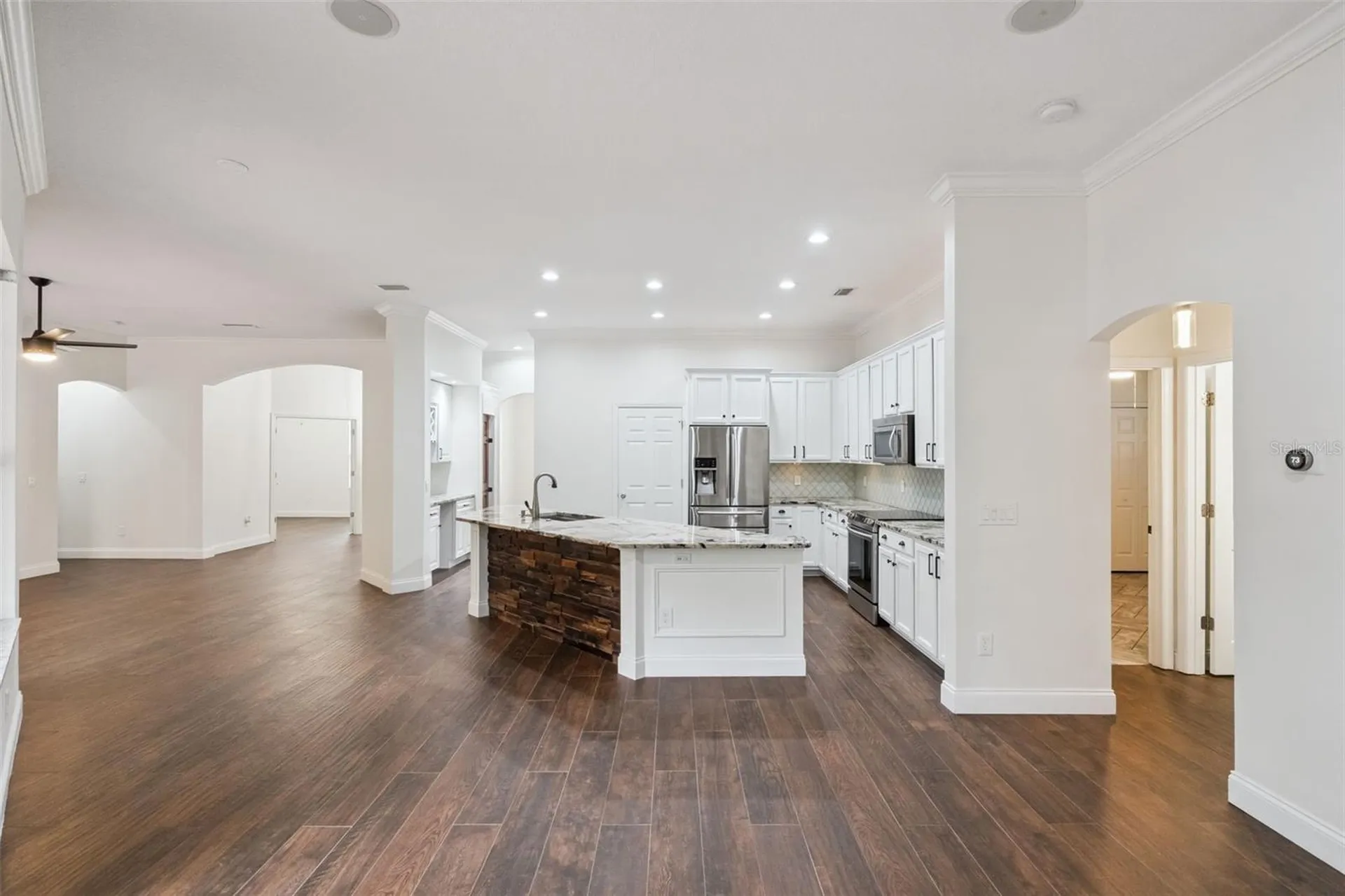 833 Rock Creek Street Apopka FL 32712