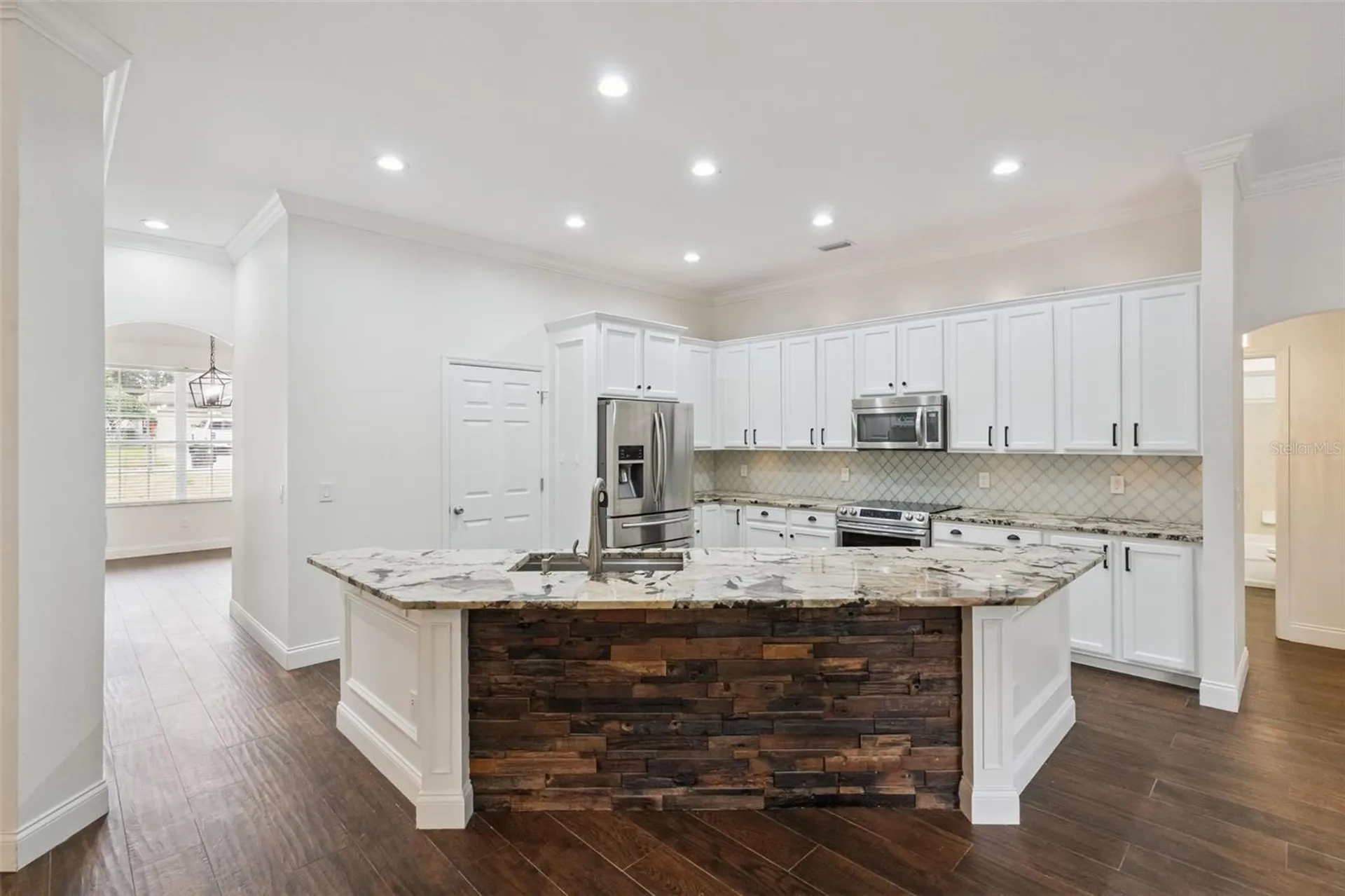 833 Rock Creek Street Apopka FL 32712