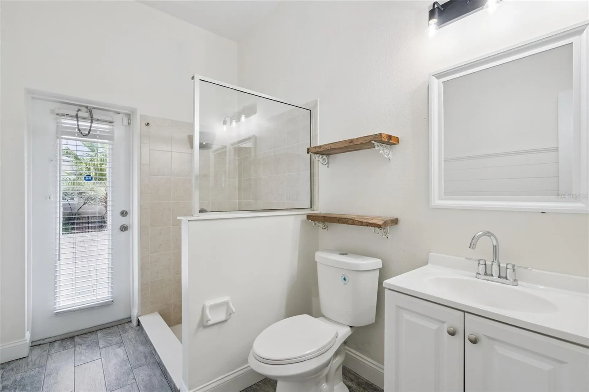 833 Rock Creek Street Apopka FL 32712