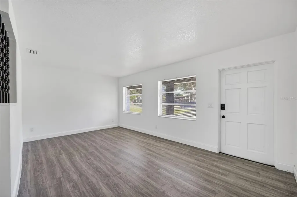 3034 Touraine Avenue Orlando FL 32812