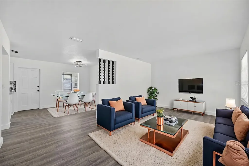 3034 Touraine Avenue Orlando FL 32812