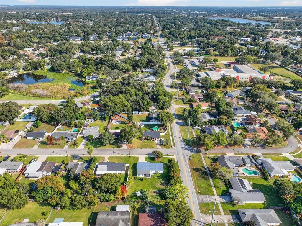 3034 Touraine Avenue Orlando FL 32812